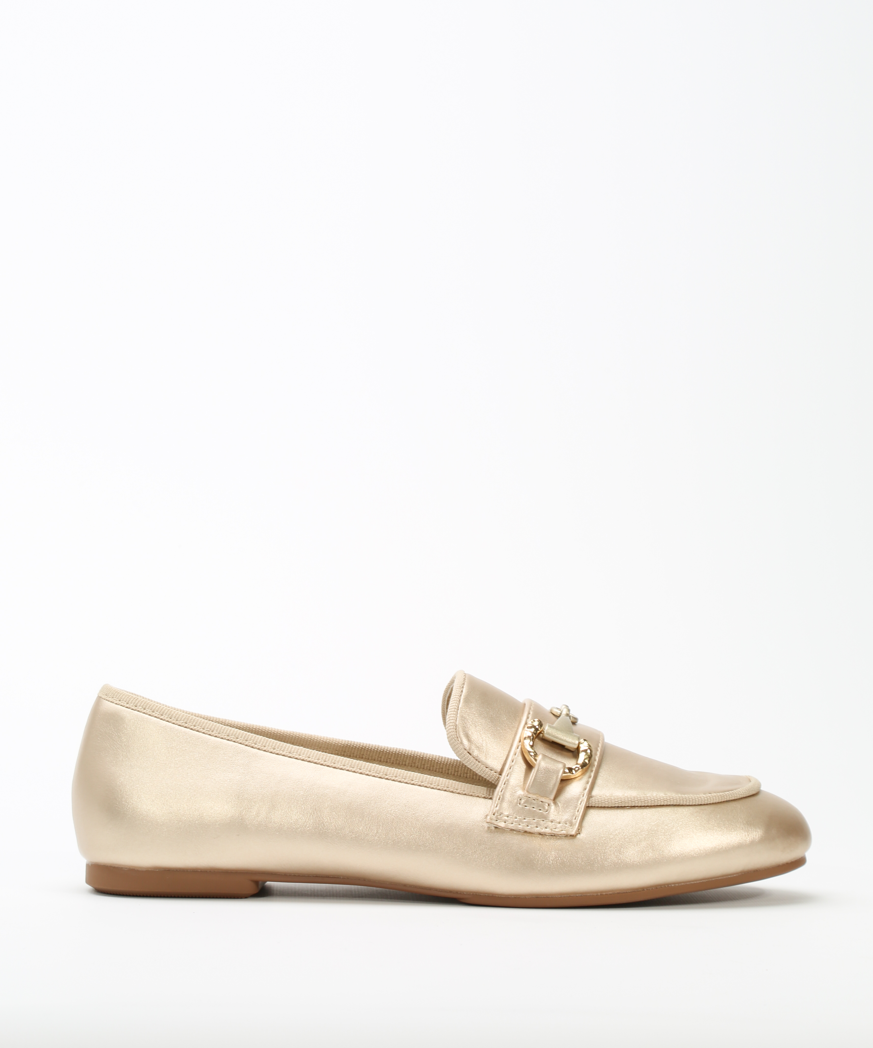 Mocassins com fivela image number null